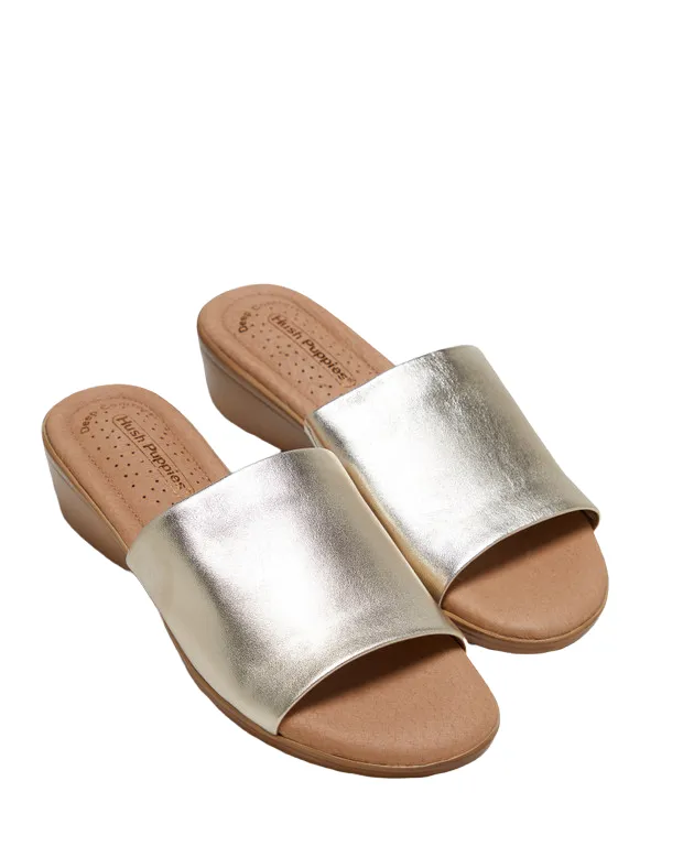 Hush Puppies Womens Coco Slip On Leather Champagne Sandals