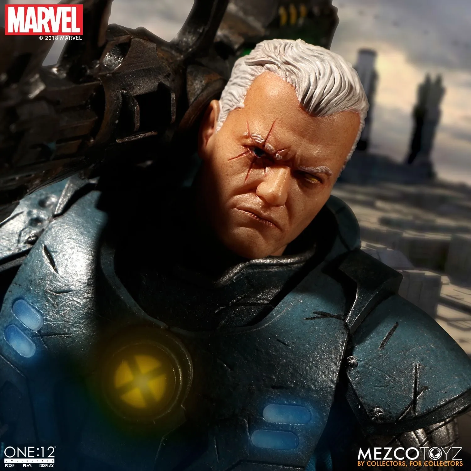 Mezco Toyz ONE:12 Collective: Cable Action Figure